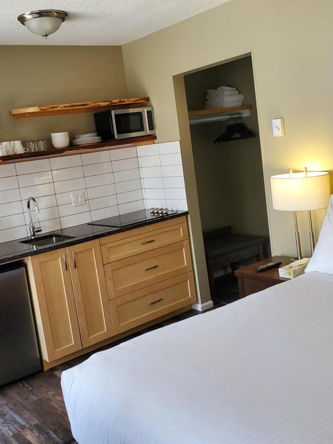 Alpine Inn & Suites 纳尔逊 外观 照片