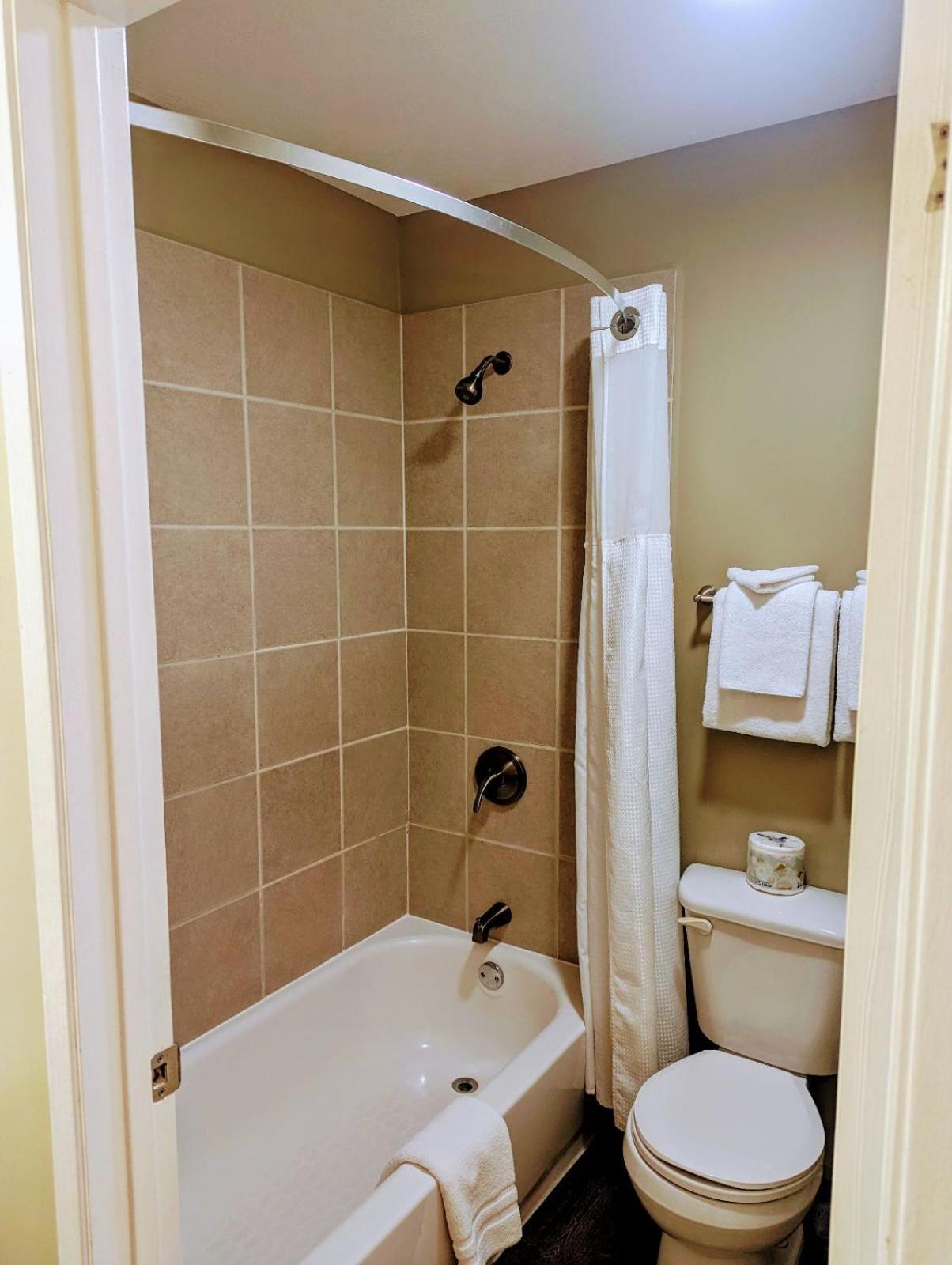 Alpine Inn & Suites 纳尔逊 外观 照片