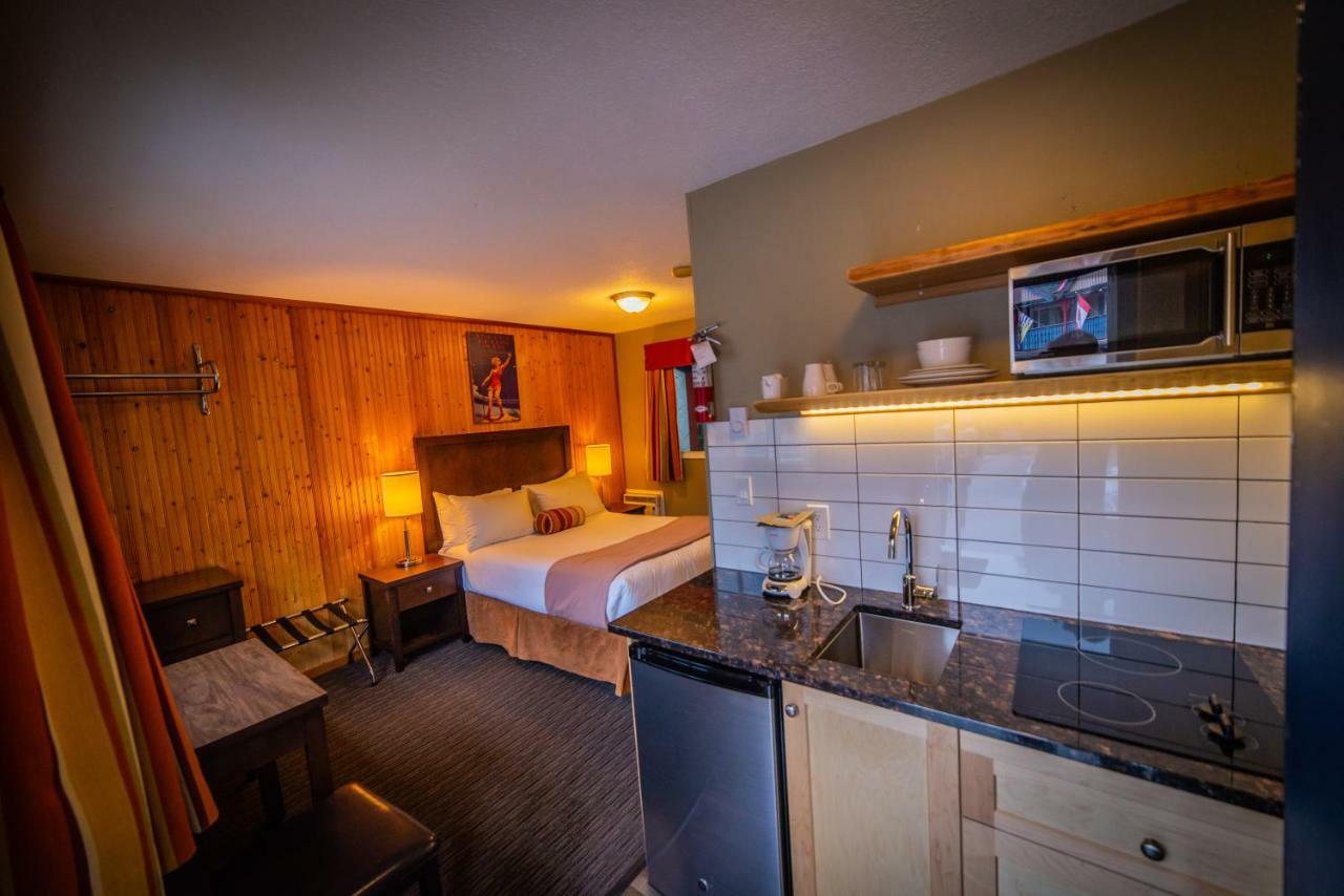 Alpine Inn & Suites 纳尔逊 外观 照片
