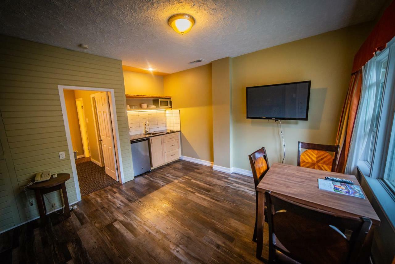 Alpine Inn & Suites 纳尔逊 外观 照片